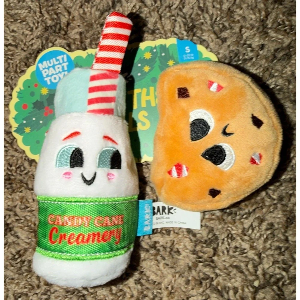 Barkbox-Plush Christmas theme 